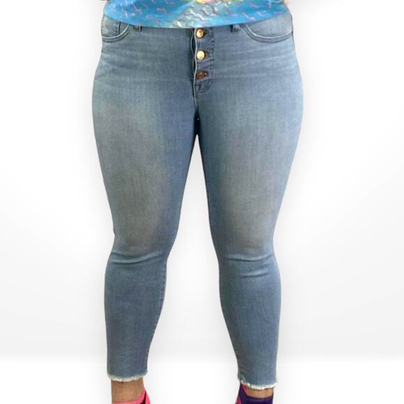 J CREW Blue Light Wash High Rise Button Fly Skinny Jeans - Picture 1 of 7
